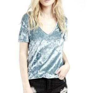 POL light blue velour velvet Short Sleeve V Neck M
